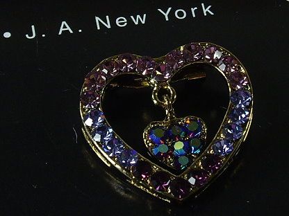 Quality Austrian crystal Brooch pin clip purple heart  