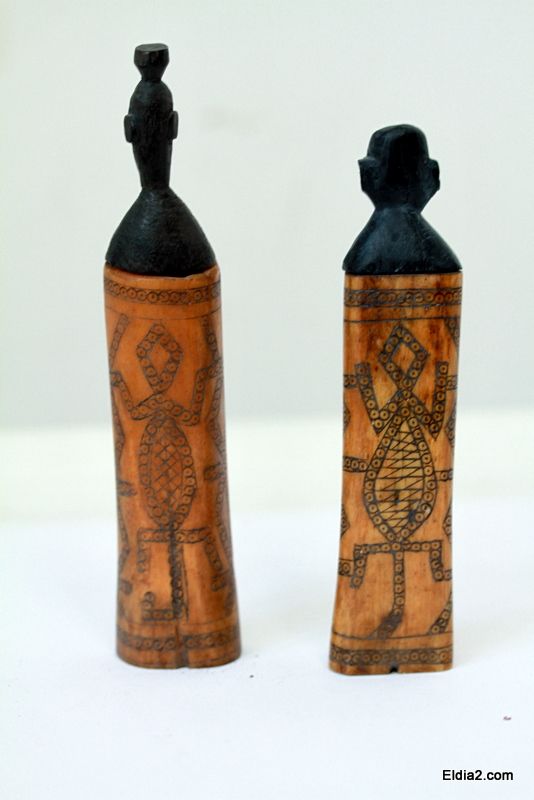 Scrimshaw with alligator ox bone figural items  