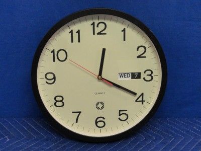 12.5 Wellgain Quartz 12 Hour Wall Clock with Day & Date TOP J8  