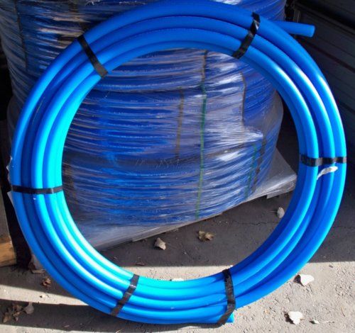 POLY PIPE 200 PSI FOR WATER WELL PUMP INSTALLATION  